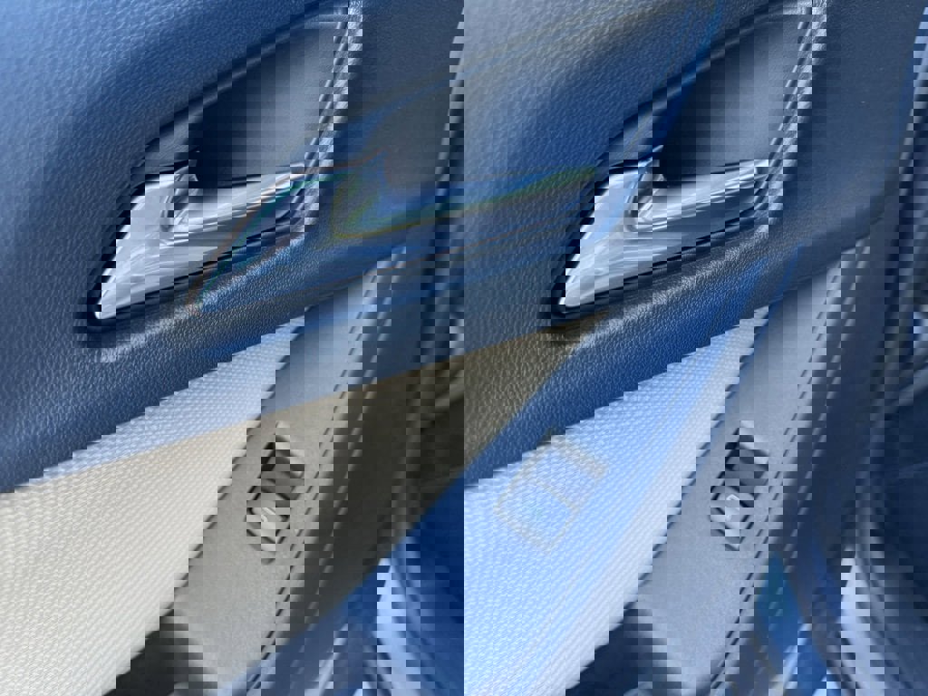 New 2026 Chevrolet Equinox ACTIV w/ Convenience Package III image 44