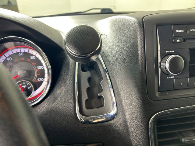 Used 2014 Dodge Grand Caravan SXT image 20