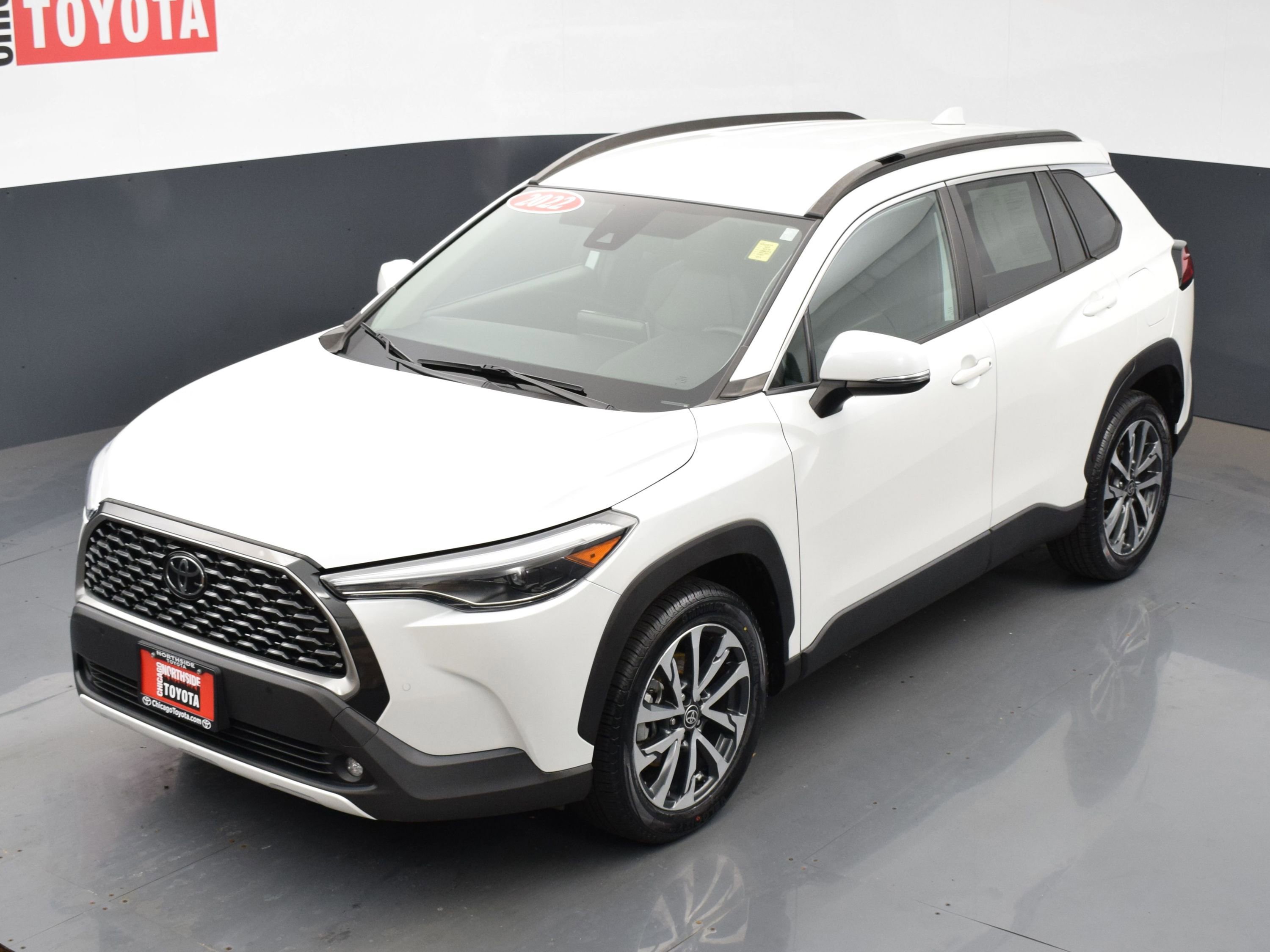 Used 2022 Toyota Corolla Cross XLE image 25