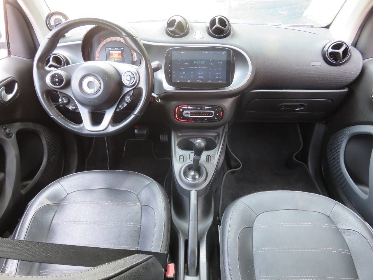 Used 2016 smart fortwo Prime image 11