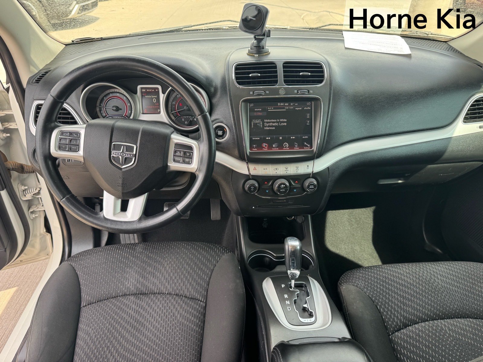 Used 2019 Dodge Journey SE FWD image 15