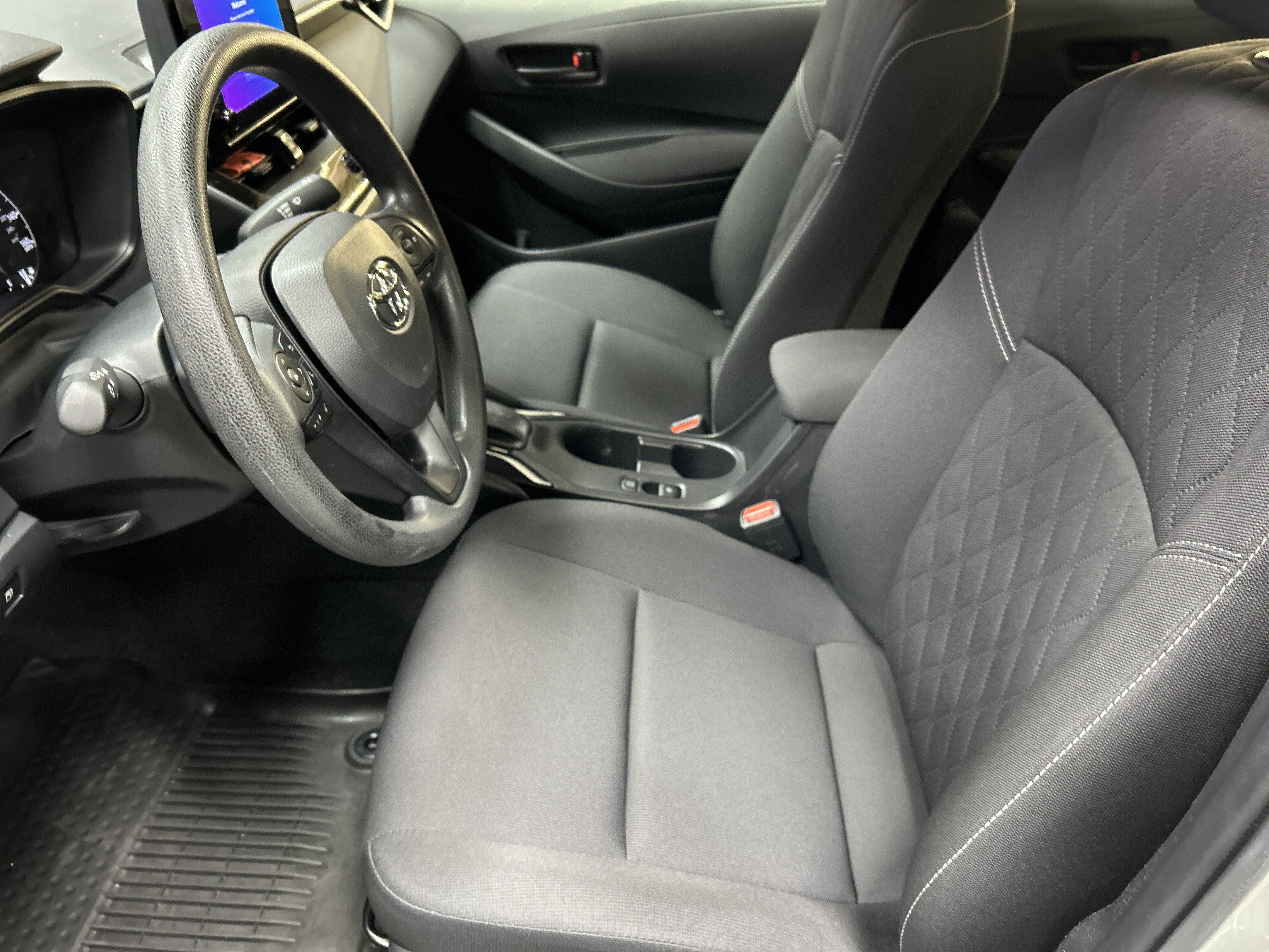 Used 2023 Toyota Corolla LE FWD image 16