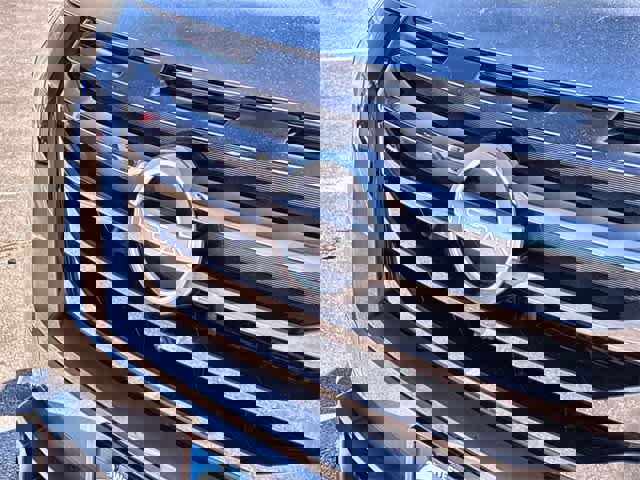 Used 2025 Nissan Pathfinder Platinum w/ Black Appearance Package image 12