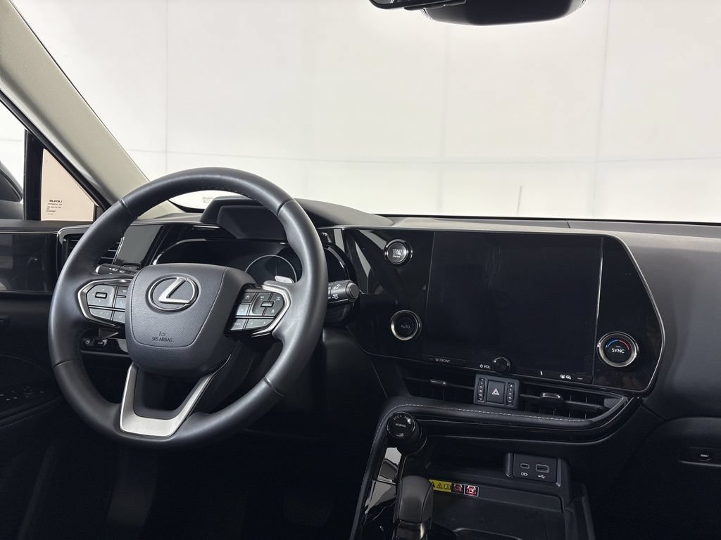 Used 2024 Lexus NX 250 FWD image 23