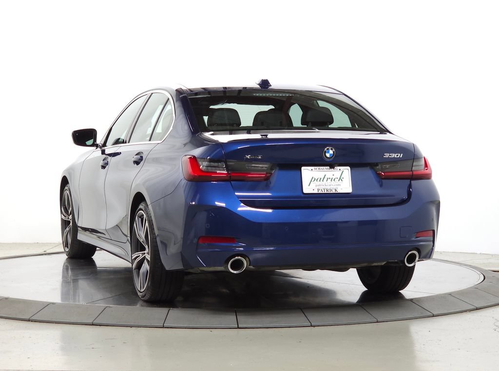 Used 2024 BMW 330i xDrive Sedan w/ Premium Package AWD/4WD image 6