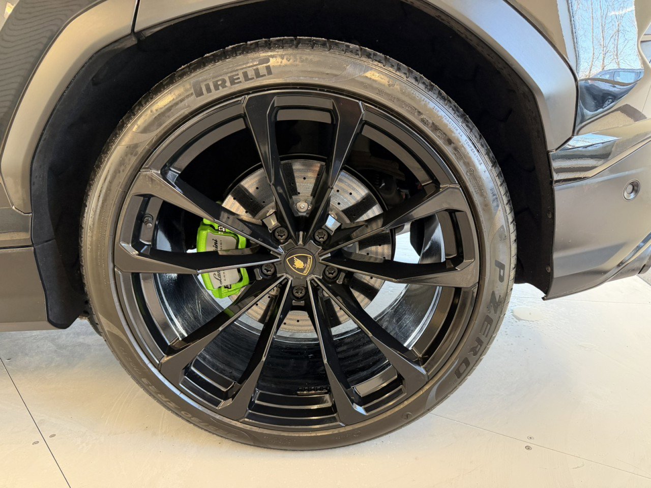 Used 2022 Lamborghini Urus image 71