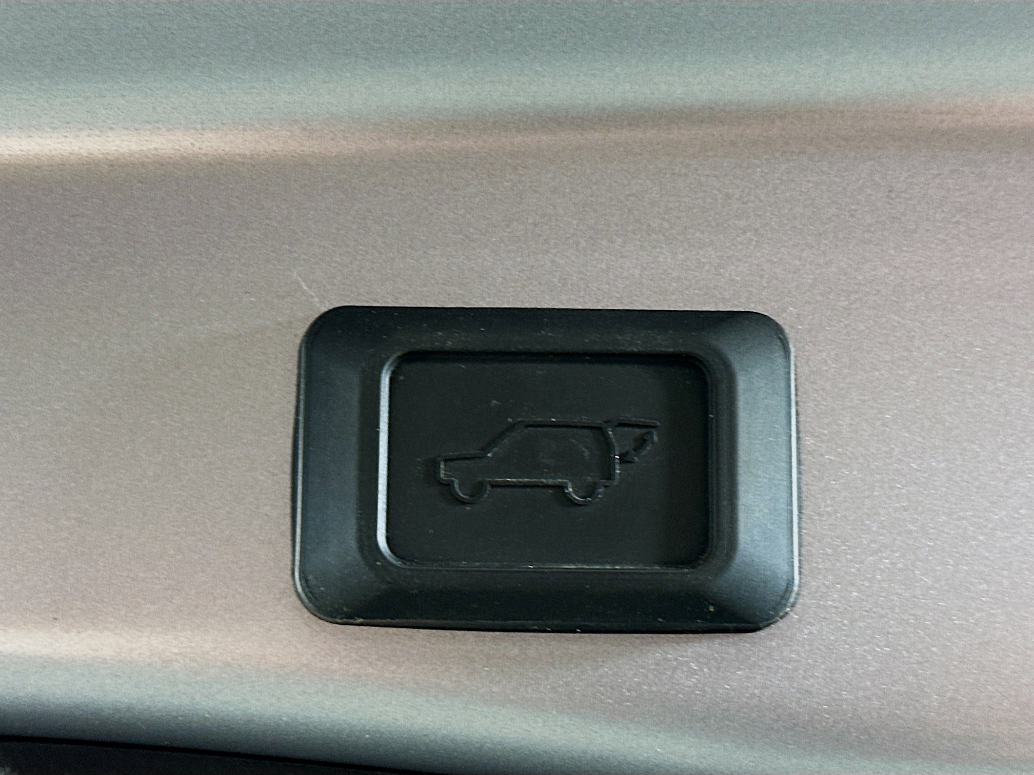 Used 2019 Toyota RAV4 Limited image 31