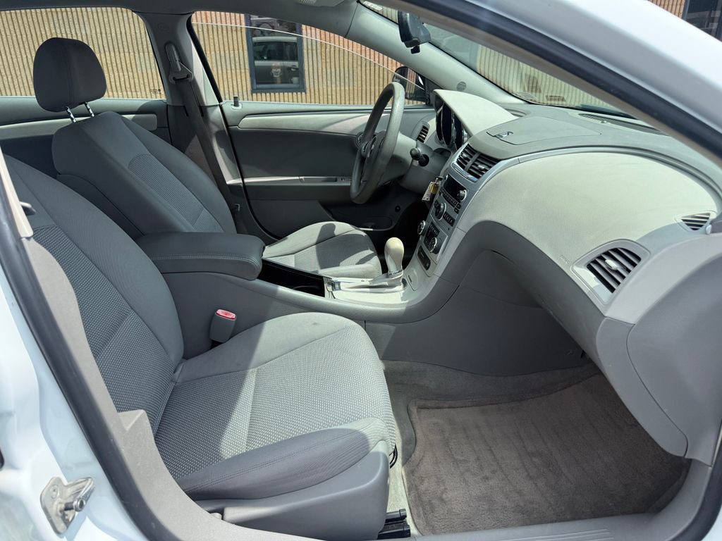 Used 2009 Chevrolet Malibu Hybrid FWD image 16