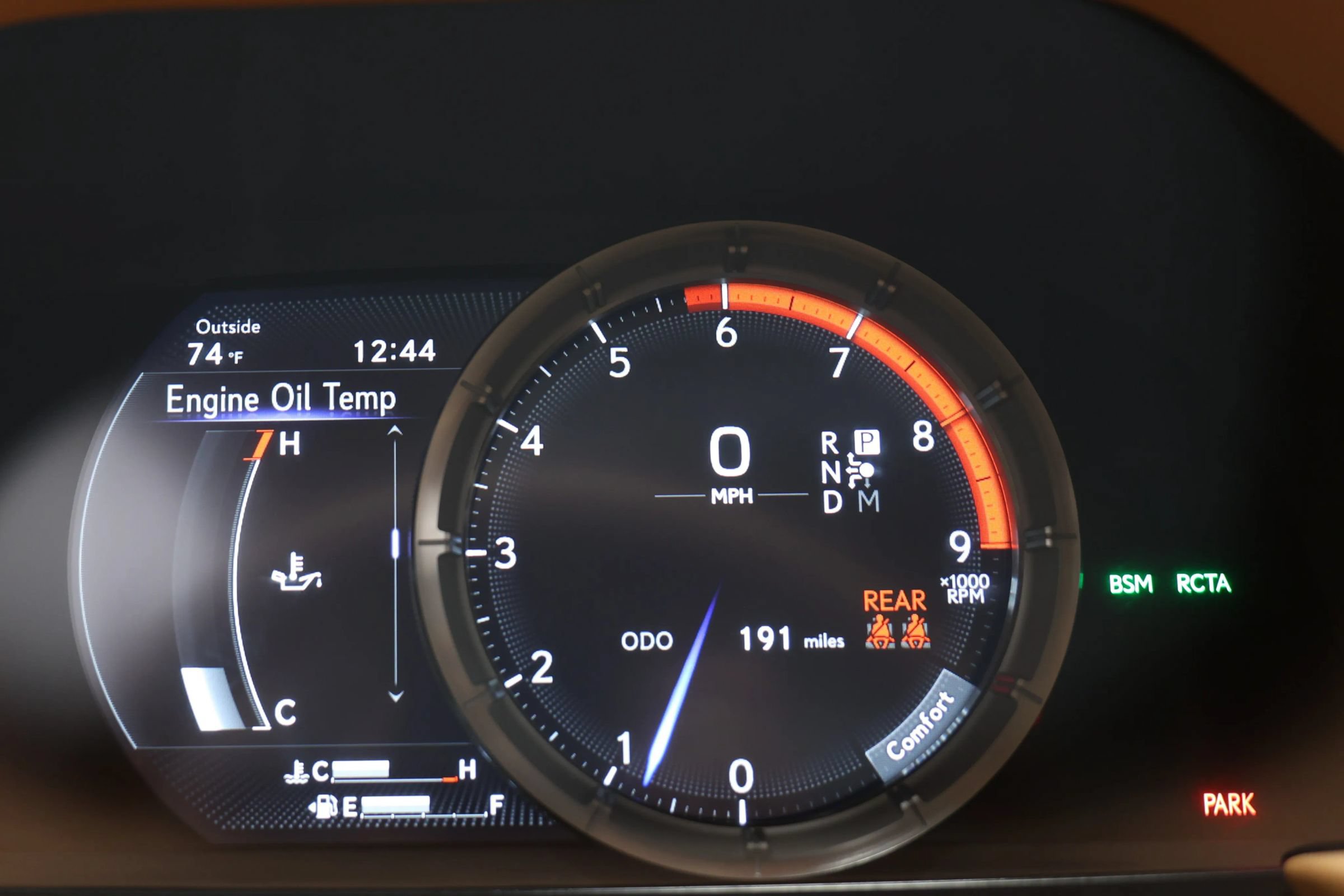 Used 2025 Lexus LC 500 Coupe w/ Touring Package RWD image 30