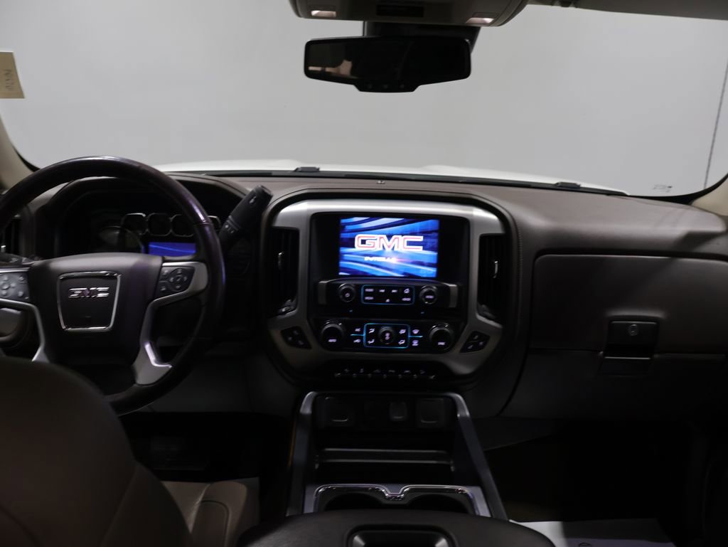 Used 2018 GMC Sierra 1500 SLT image 16