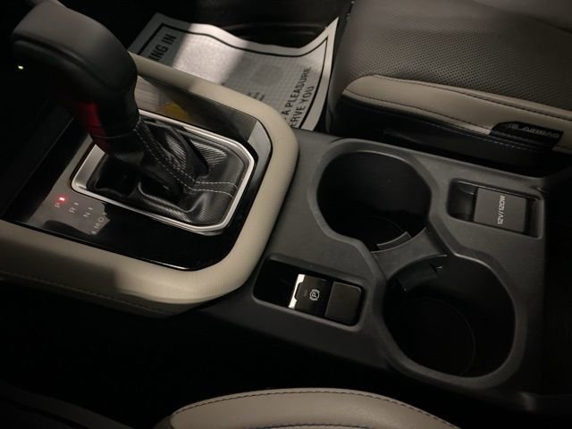 Certified 2025 Subaru Forester Limited image 21