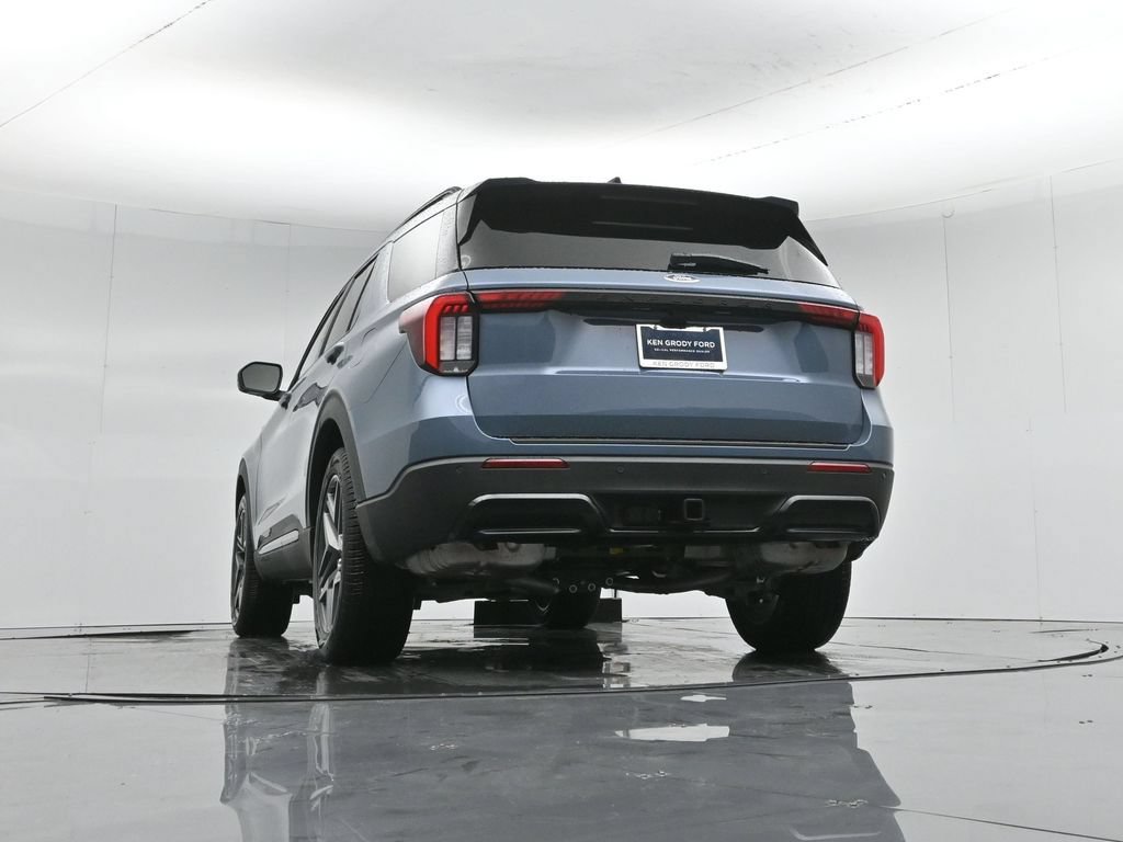 New 2026 Ford Explorer ST-Line w/ ST-Line Street Pack RWD image 49