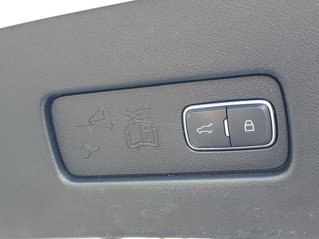 Used 2021 Lincoln Aviator Reserve AWD/4WD image 10