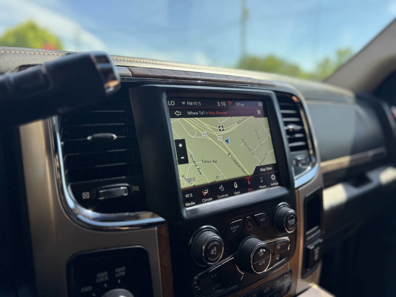 Used 2018 RAM 2500 Longhorn w/ Snow Chief Group AWD/4WD image 33