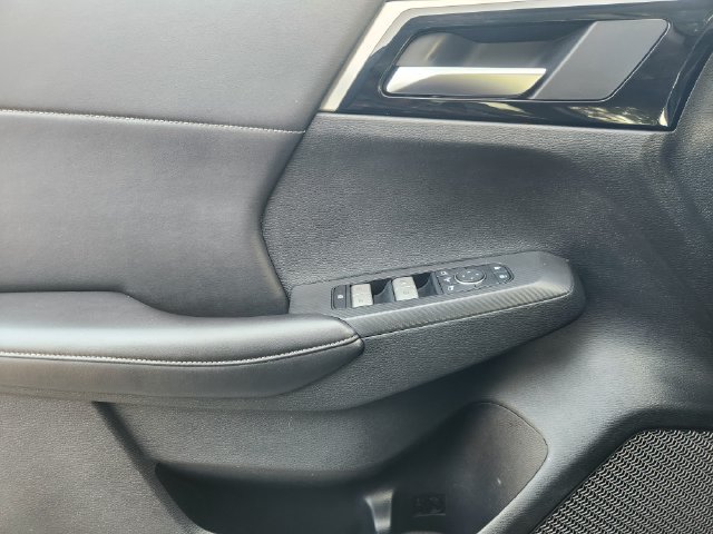 Used 2024 Mitsubishi Outlander SE FWD image 23