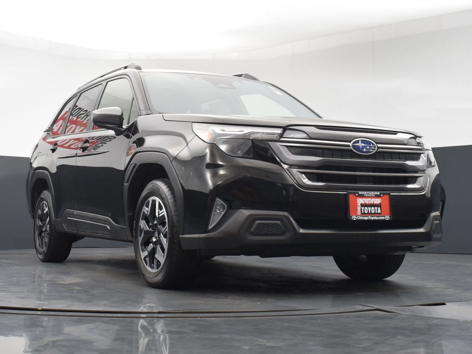 Used 2025 Subaru Forester Premium AWD/4WD image 33