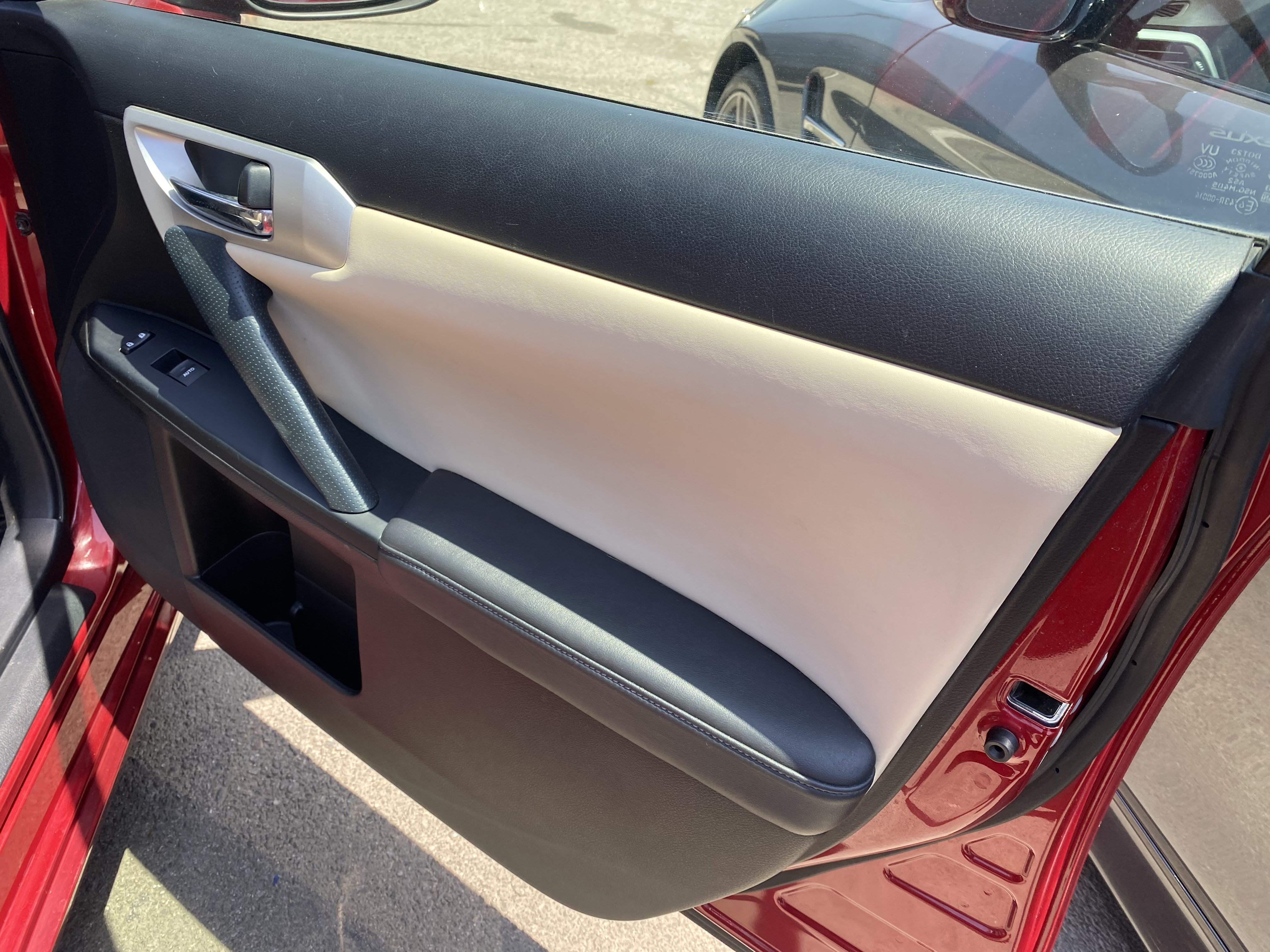 Used 2012 Lexus CT 200h Premium FWD image 20