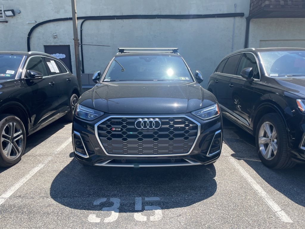 Used 2023 Audi SQ5 Premium Plus w/ Premium Plus Package AWD/4WD image 2