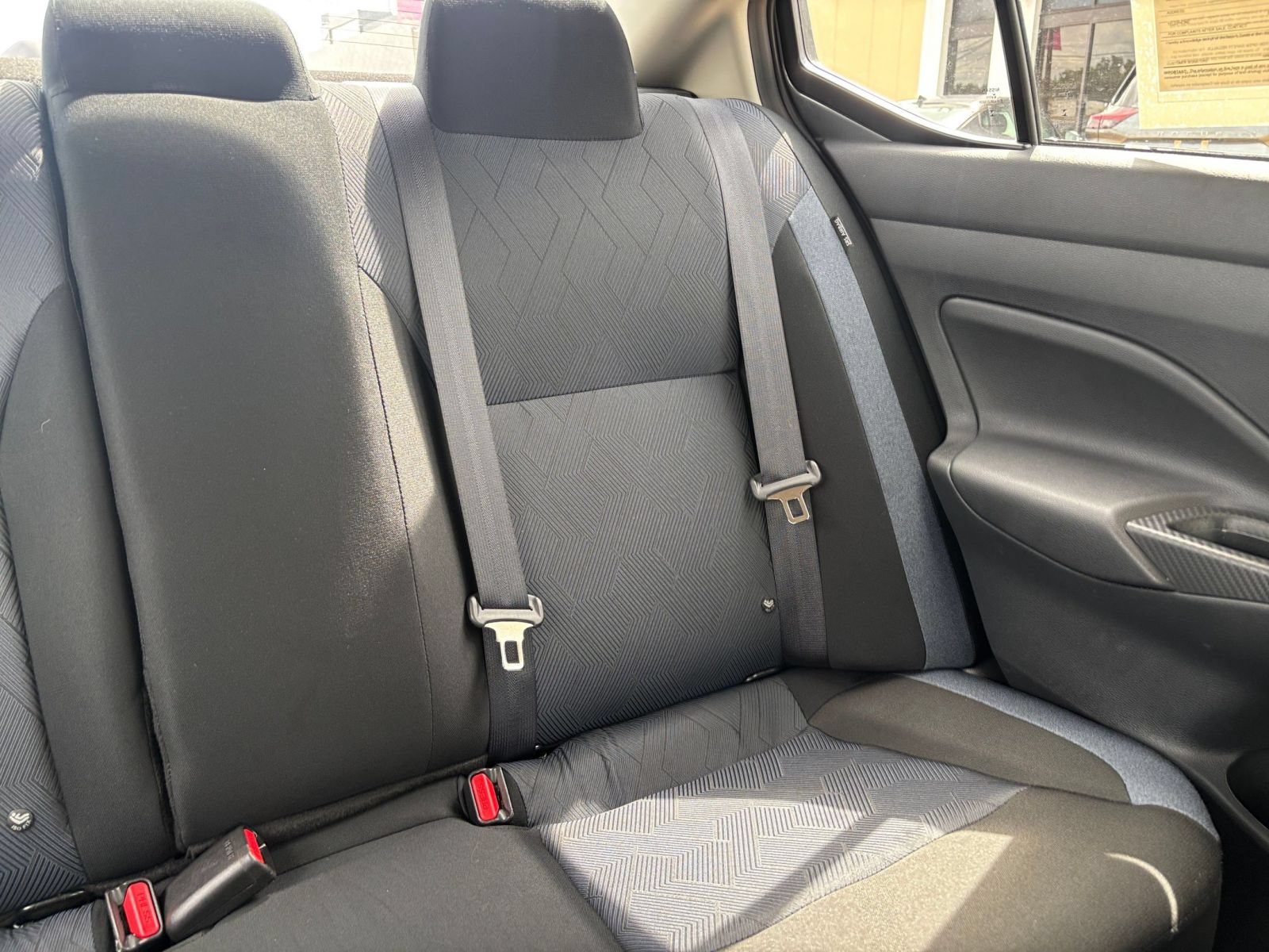 Used 2025 Nissan Versa SV FWD image 34