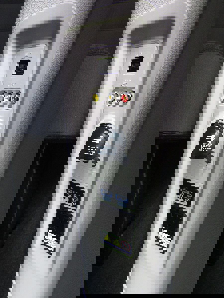 Used 2017 Dodge Grand Caravan SE w/ Power Window Group image 25