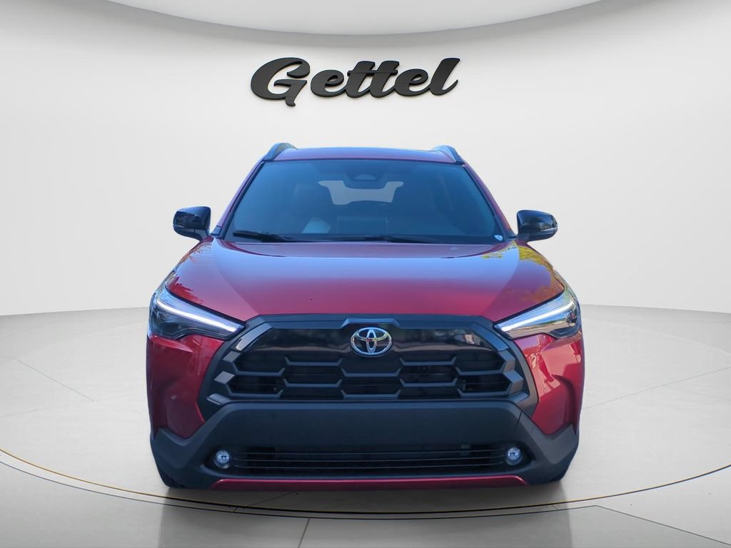 Used 2026 Toyota Corolla Cross XLE w/ Convenience Package FWD image 2
