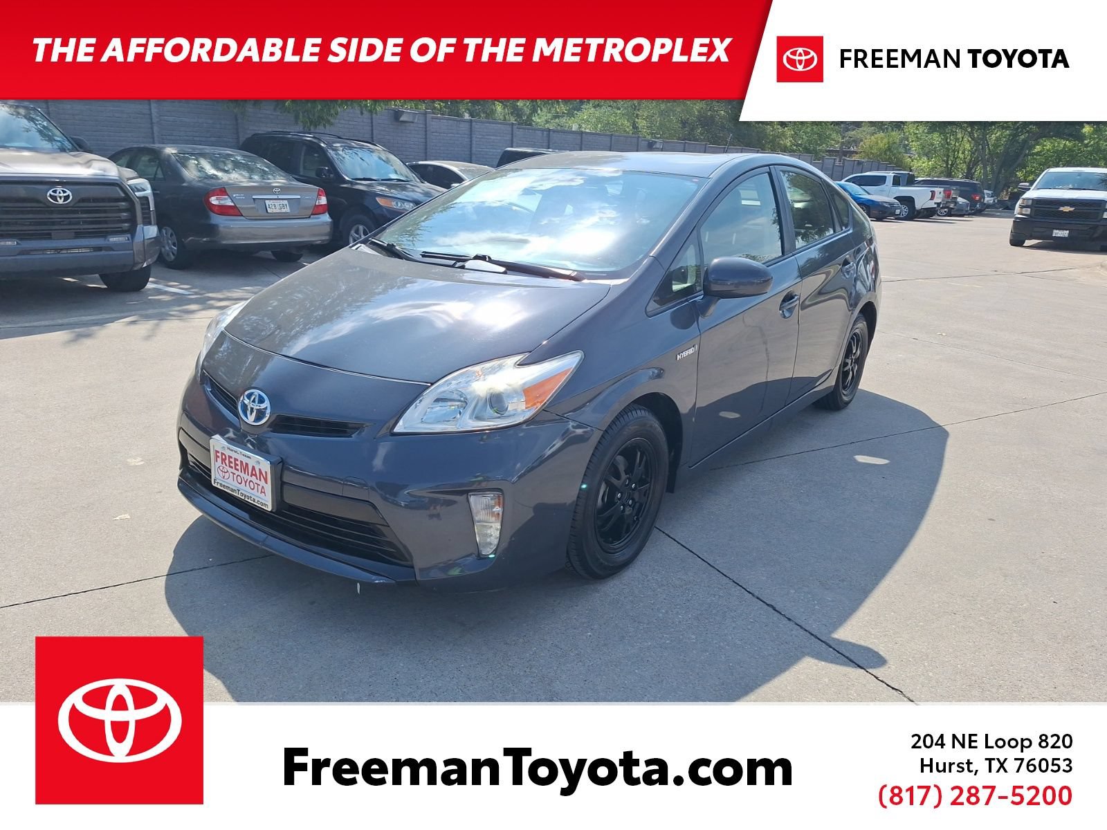 Used 2014 Toyota Prius Two FWD image 1