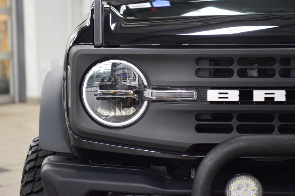 Used 2024 Ford Bronco Black Diamond AWD/4WD image 12