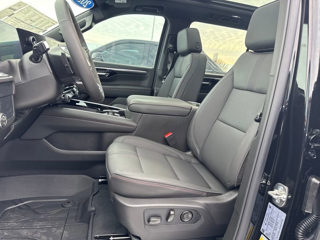 New 2026 Chevrolet Suburban RST w/ Comfort Package image 18