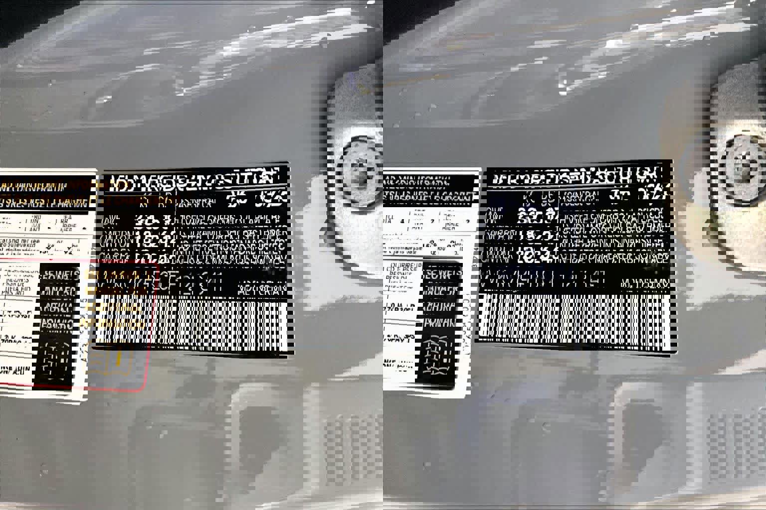 New 2026 Mercedes-Benz CLE 300 4MATIC Coupe image 12