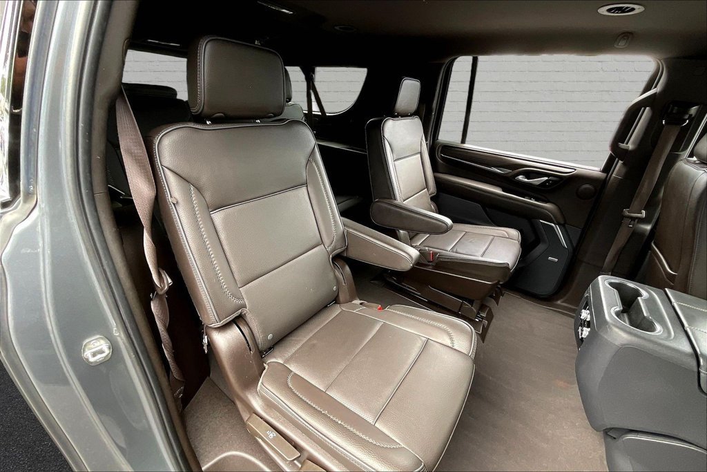 Used 2022 GMC Yukon XL Denali RWD image 20