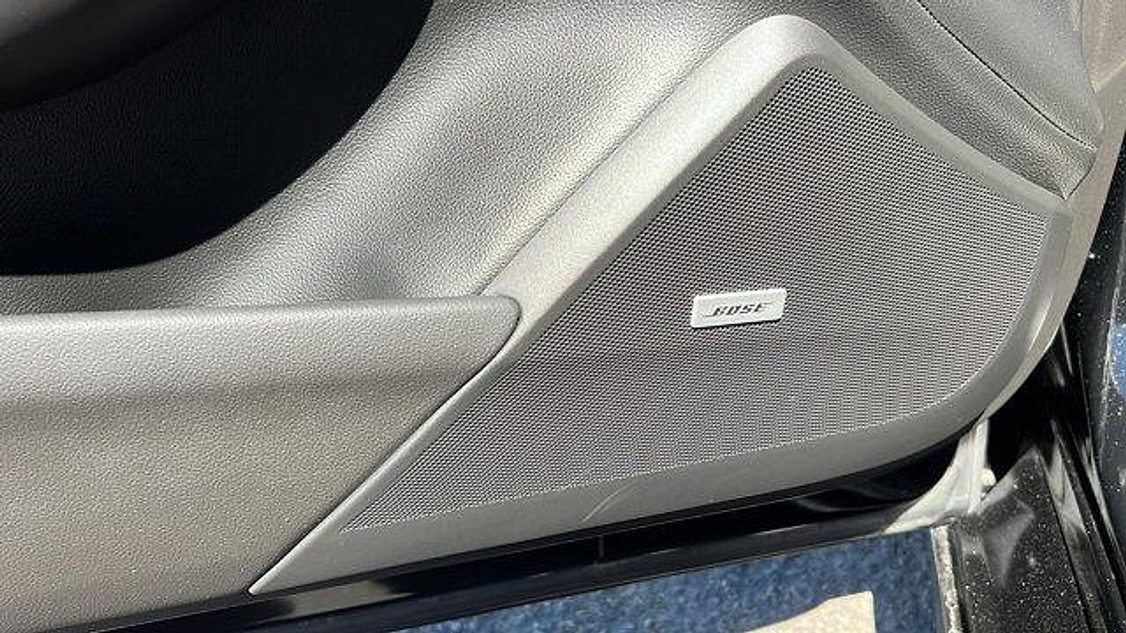 Used 2018 Cadillac CTS V w/ Carbon Fiber Package image 16