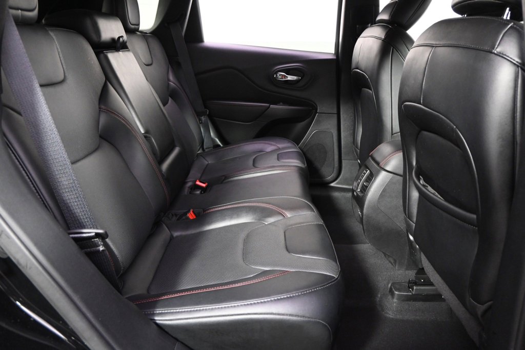 Used 2022 Jeep Cherokee Trailhawk w/ Sound & Nav Group image 17