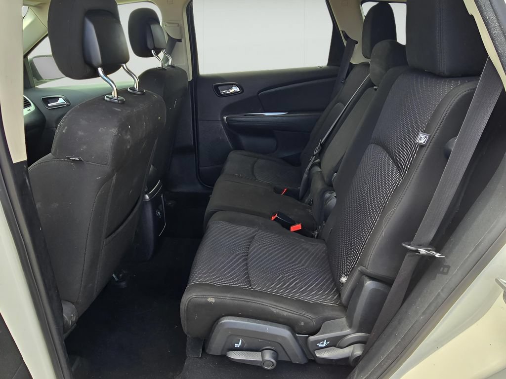 Used 2020 Dodge Journey SE FWD image 25