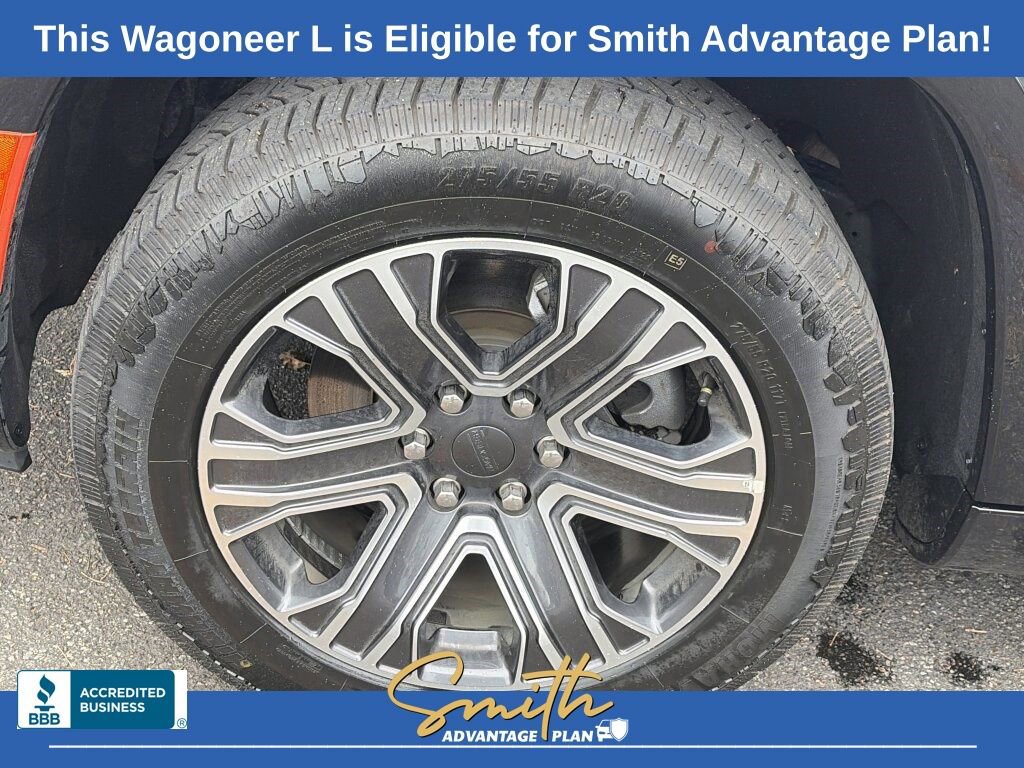 Used 2024 Jeep Wagoneer L Series II RWD image 14