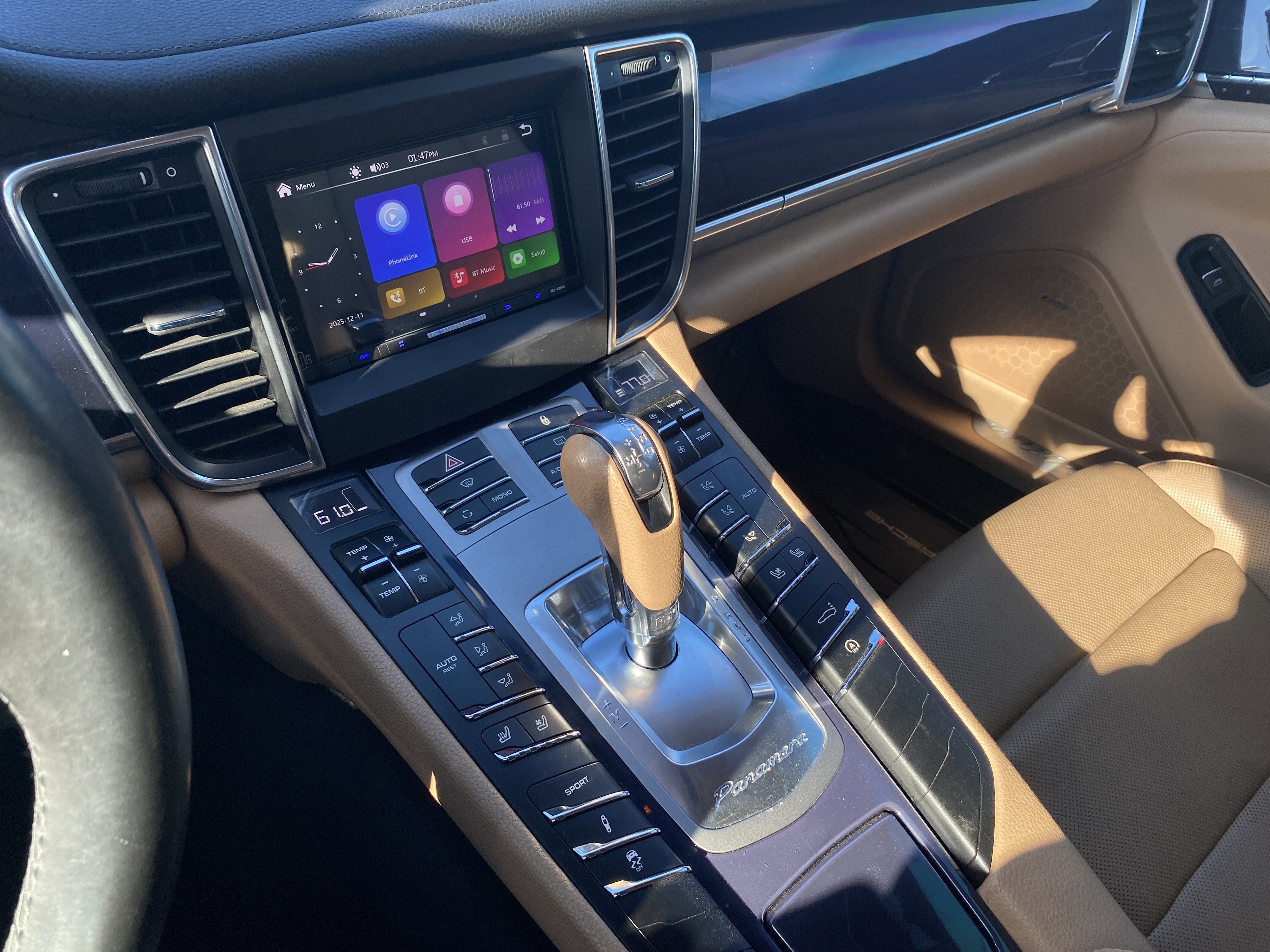 Used 2013 Porsche Panamera Platinum Edition image 15