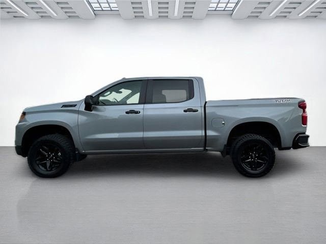 Used 2024 Chevrolet Silverado 1500 Custom Trail Boss w/ LPO, Dark Essentials Package image 7
