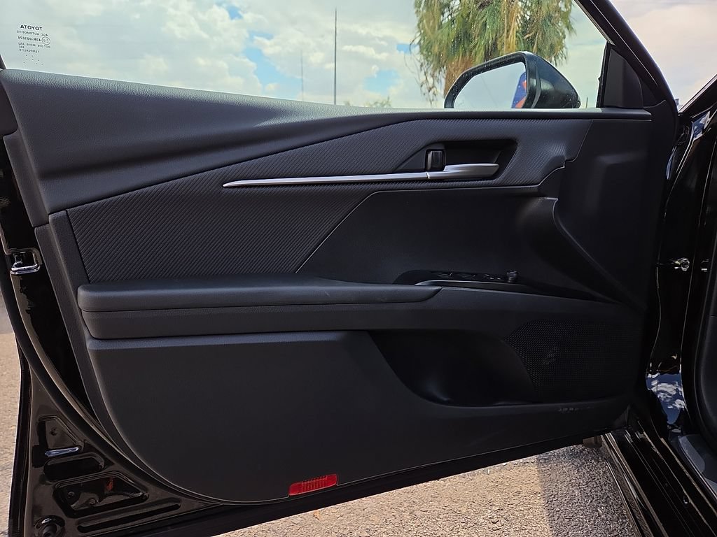 New 2026 Toyota Camry SE w/ Convenience Package FWD image 17