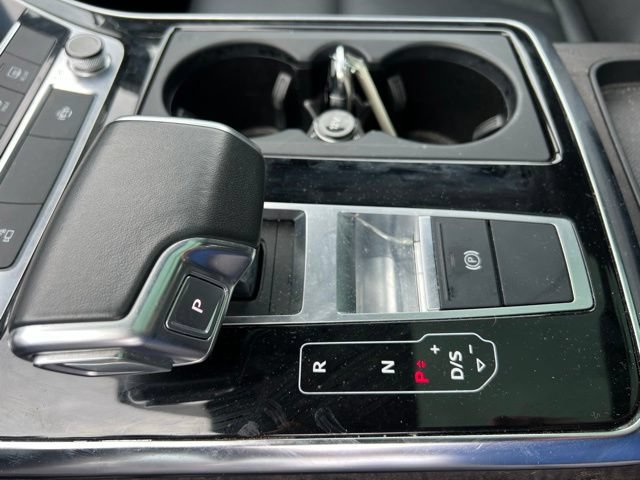 Used 2022 Audi Q8 Premium Plus AWD/4WD image 36