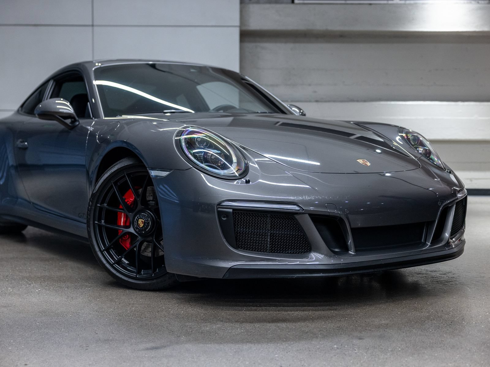 Certified 2018 Porsche 911 Carrera GTS RWD image 15