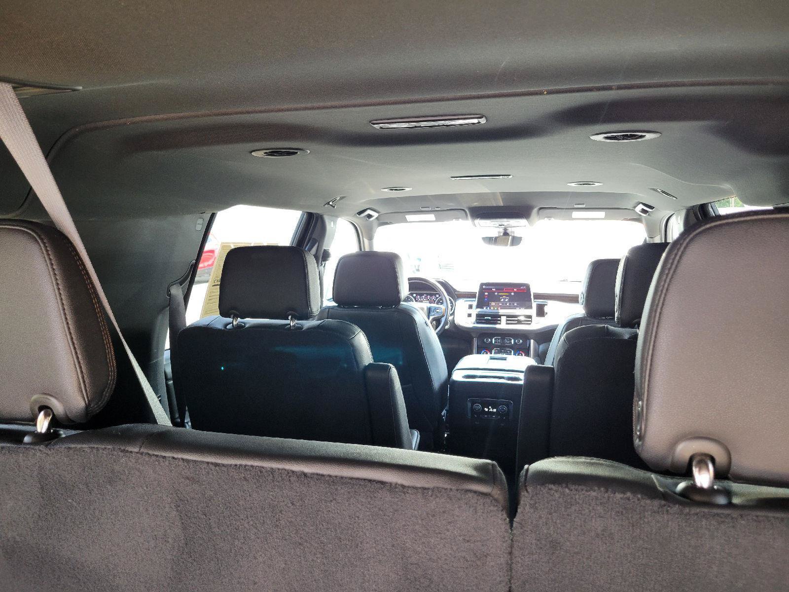 Used 2021 Chevrolet Suburban High Country AWD/4WD image 30