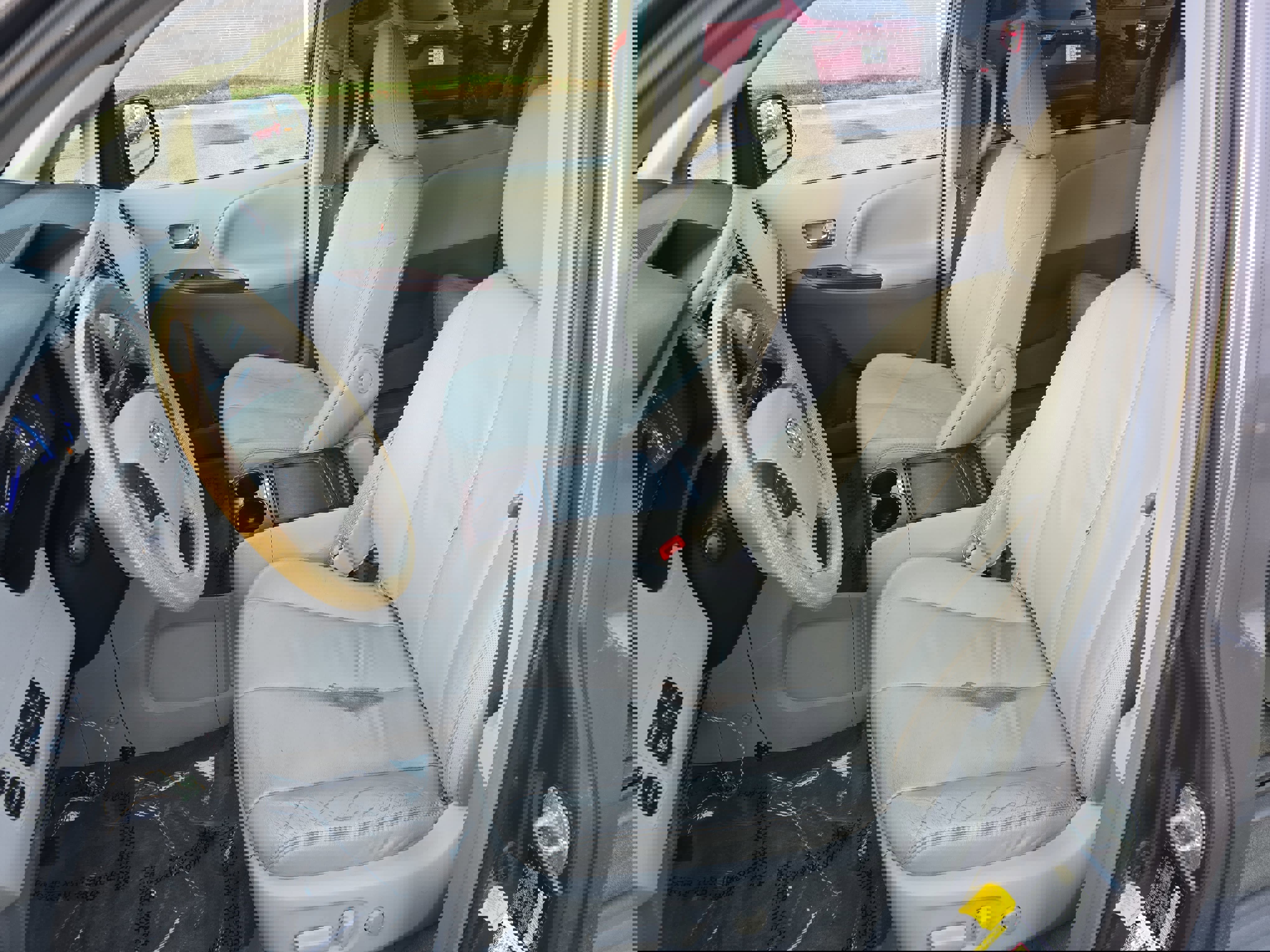 Used 2011 Toyota Sienna XLE image 17