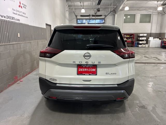 Certified 2023 Nissan Rogue SL w/ SL Premium Package AWD/4WD image 4