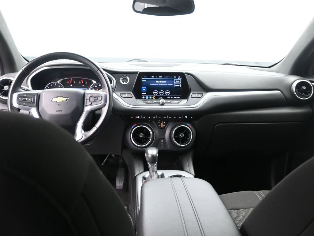 Used 2020 Chevrolet Blazer LT image 16
