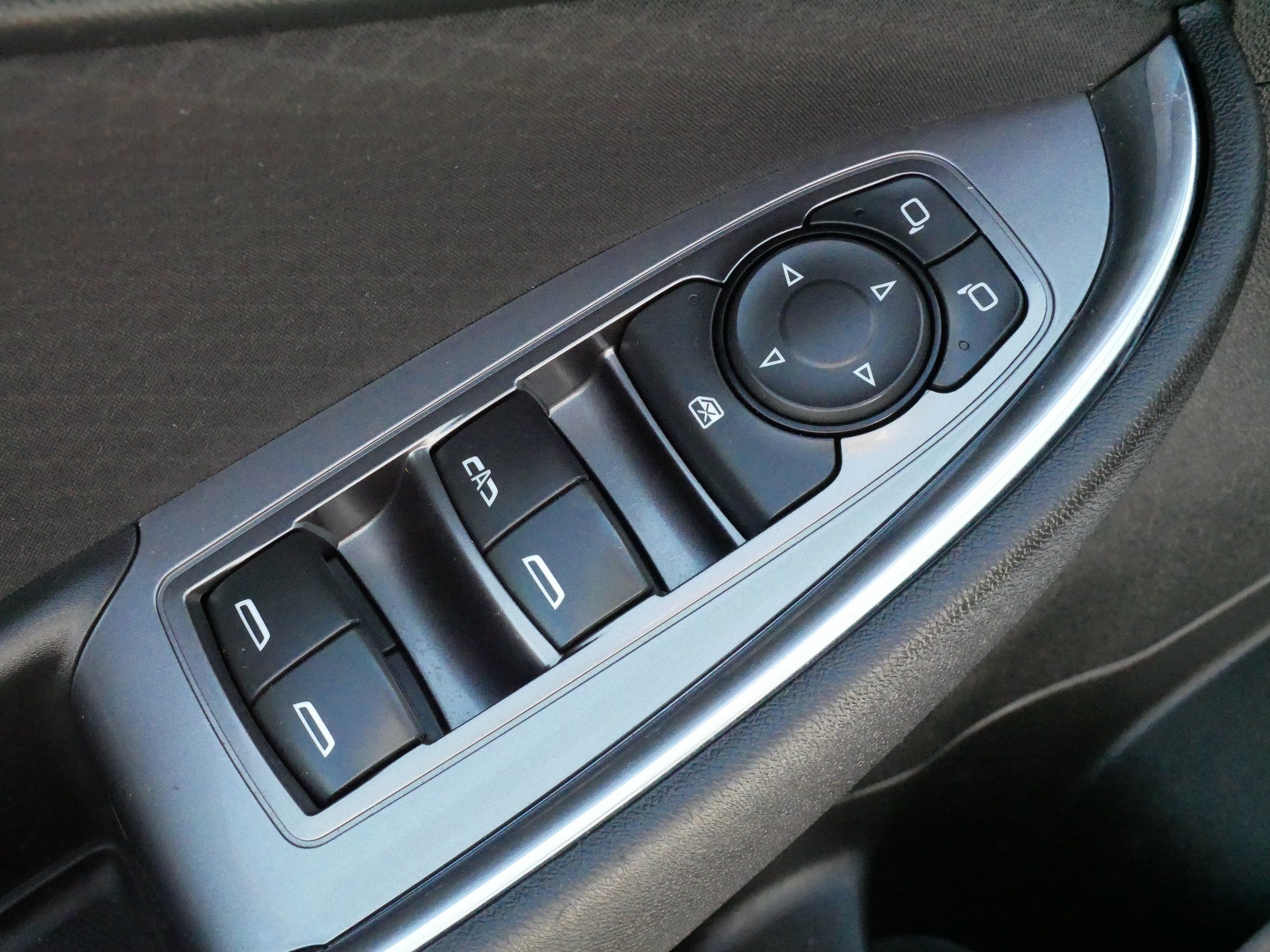 Used 2018 Chevrolet Malibu LT FWD image 19