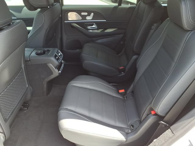 New 2026 Mercedes-Benz GLS 450 4MATIC image 17