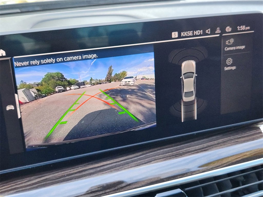 Used 2022 BMW 530e xDrive 530e iPerformance w/ M Sport Package image 27