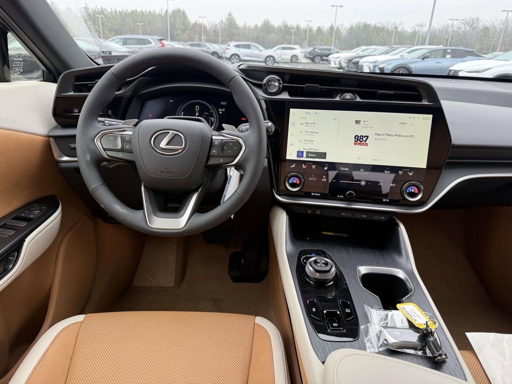 New 2026 Lexus RZ 450e Premium image 8