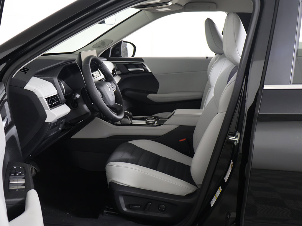 New 2026 Mitsubishi Outlander SE AWD/4WD image 28