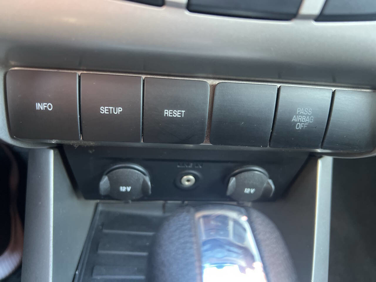 Used 2009 Ford Focus SE image 17