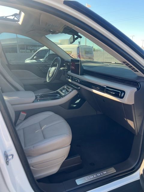 Used 2023 Lincoln Aviator Reserve w/ Equipment Group 201A image 34